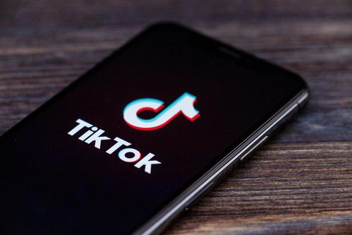 Tiktok Users Record Cliff Technology Exploration And Geological Research 